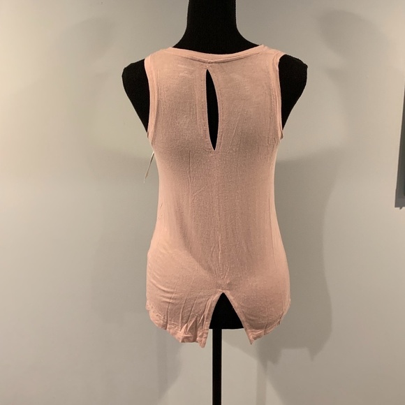 Halogen Keyhole Back Tank Top in Pink XS - Picture 3 of 6